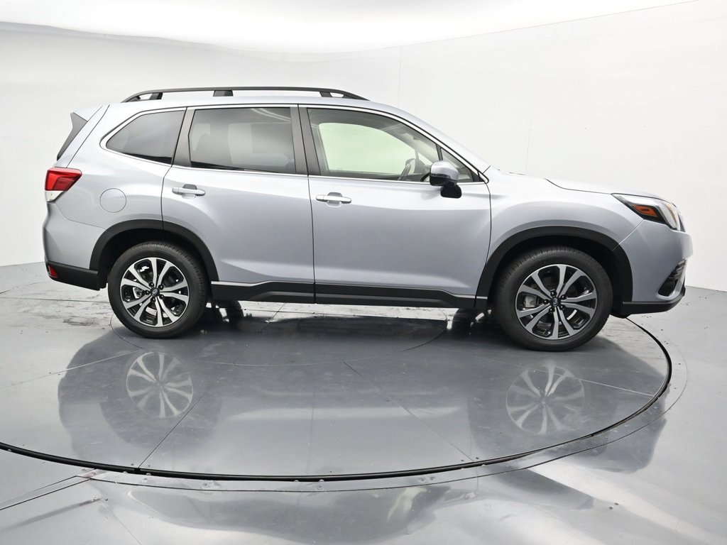 Used 2023 Subaru Forester Limited w/ Popular Package #2 AWD/4WD image 9