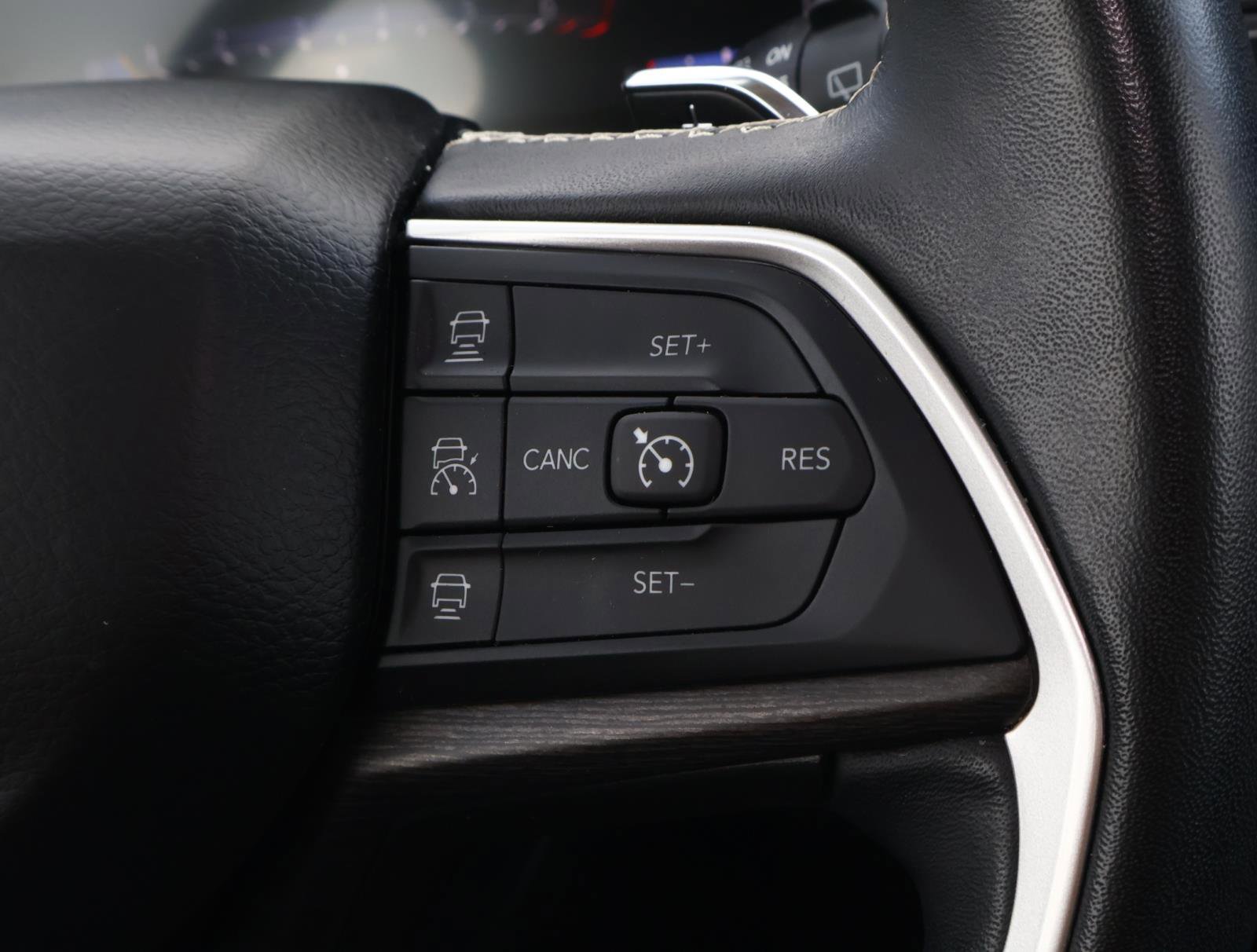 Used 2021 Jeep Grand Cherokee L Limited image 24