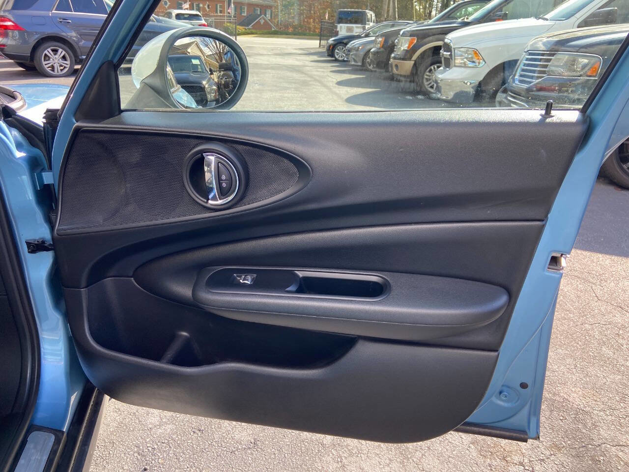 Used 2017 MINI Cooper Clubman ALL4 image 22