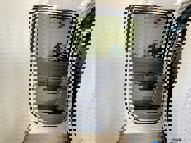 New 2025 Ford F550 4x4 Crew Cab image 8