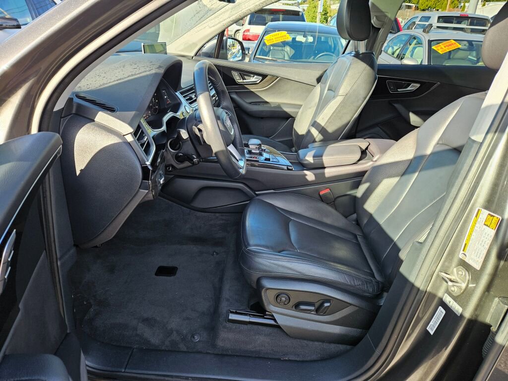 Used 2019 Audi Q7 3.0T Premium Plus w/ Premium Plus Package image 12