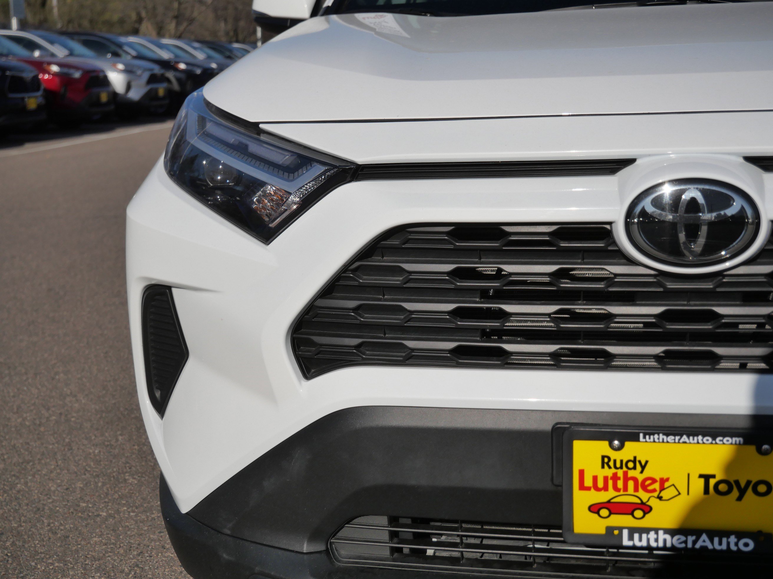 Certified 2025 Toyota RAV4 XLE FWD image 17