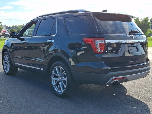 Used 2017 Ford Explorer Limited AWD/4WD image 7