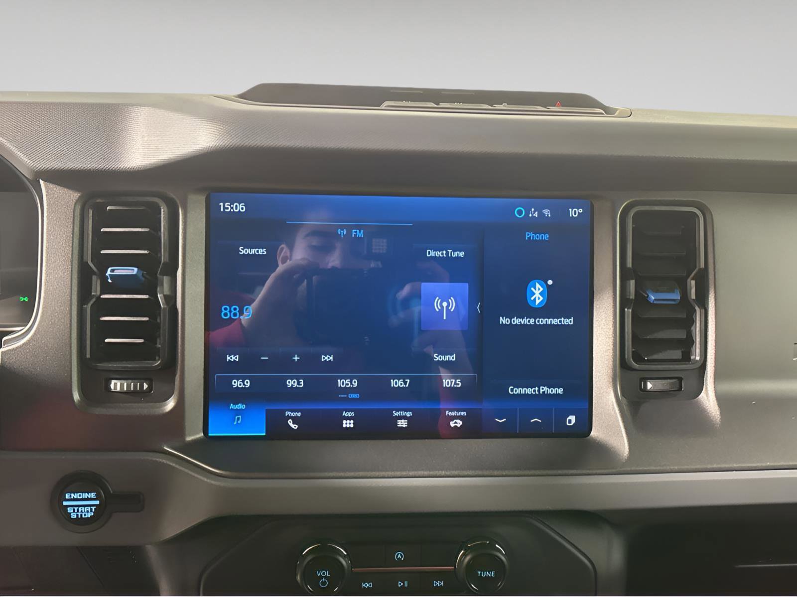 Used 2024 Ford Bronco Black Diamond image 6