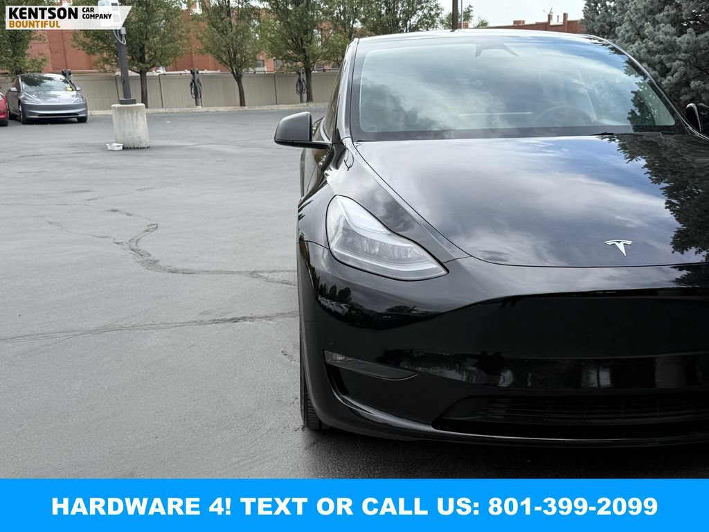Used 2023 Tesla Model Y Performance AWD/4WD image 13