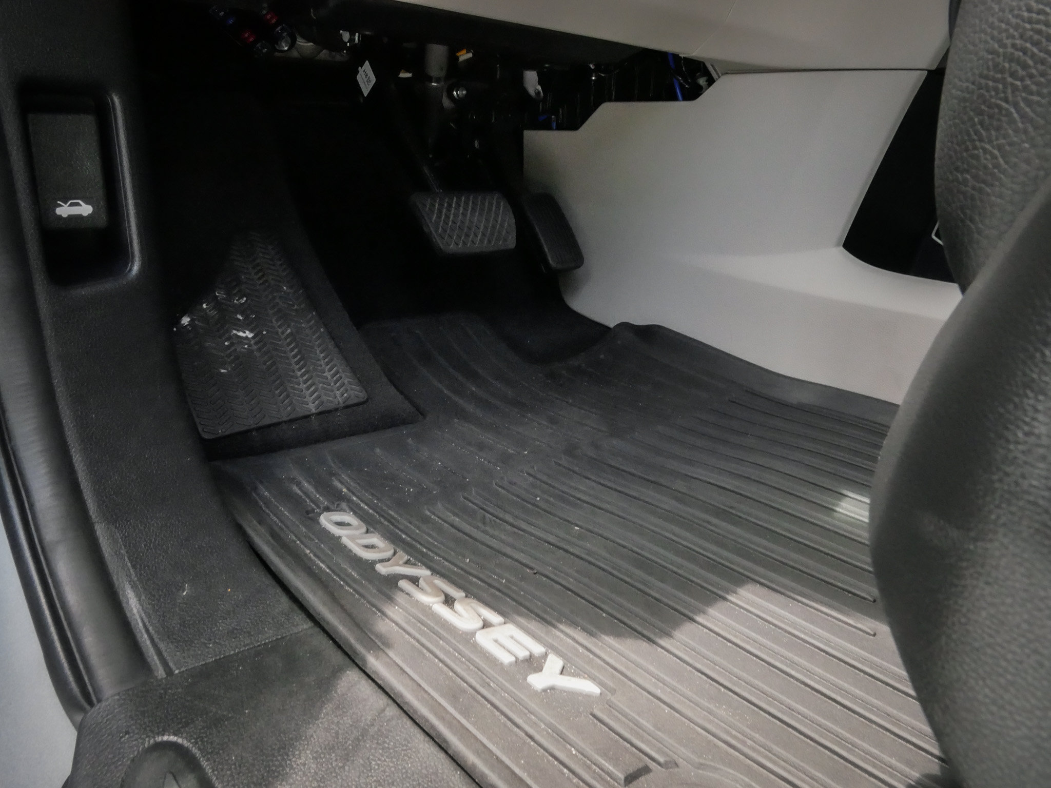 Certified 2026 Honda Odyssey Elite image 17