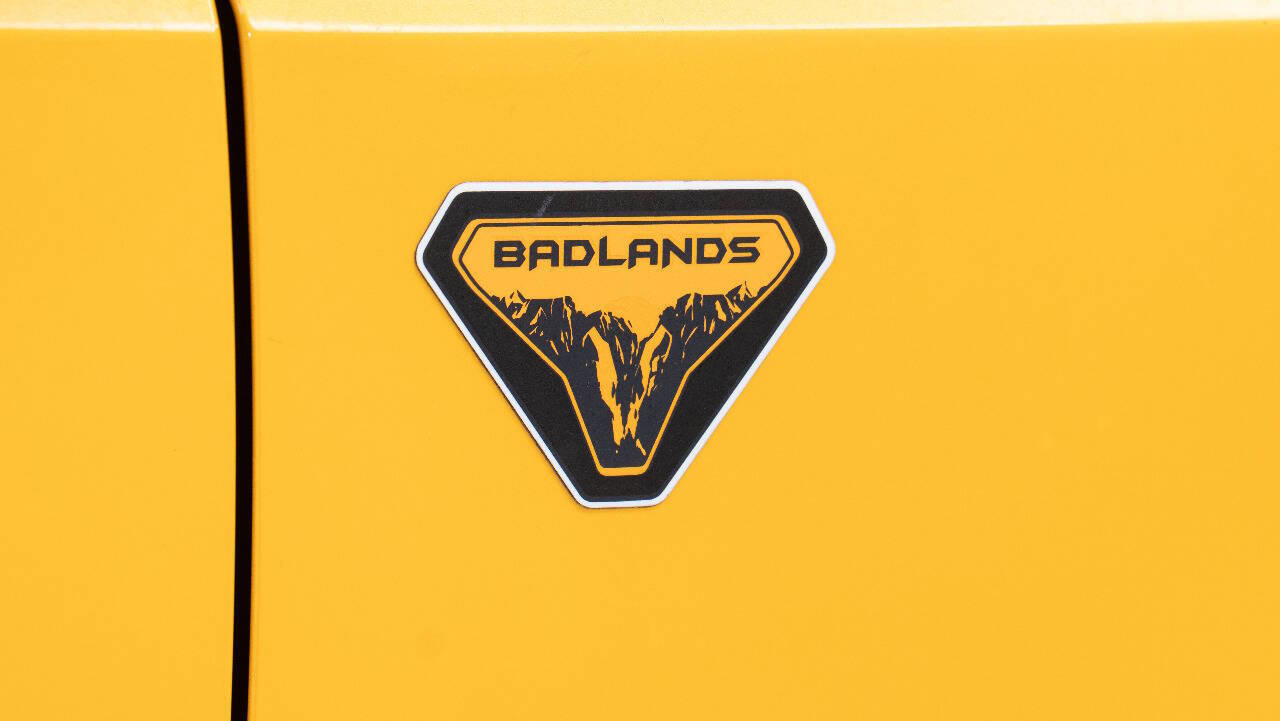 Used 2021 Ford Bronco Badlands image 25