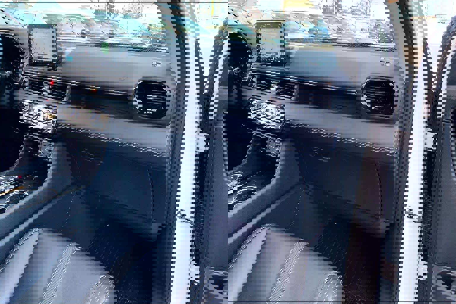 Used 2023 Honda Pilot Touring image 19