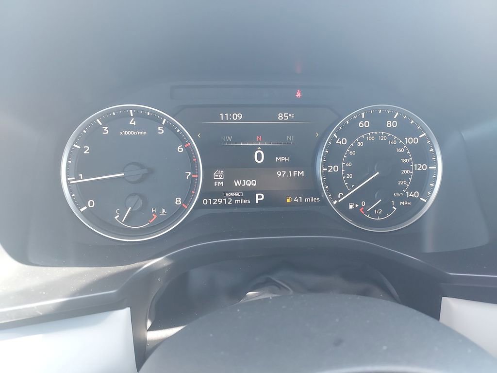 Used 2025 Mitsubishi Outlander SE FWD image 21