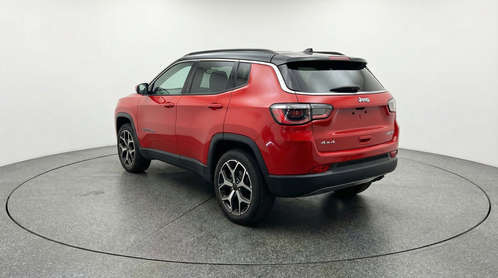 Used 2025 Jeep Compass Limited image 6