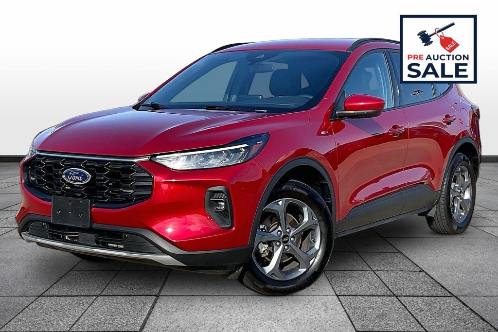 Used 2025 Ford Escape ST-Line Select AWD/4WD image 1