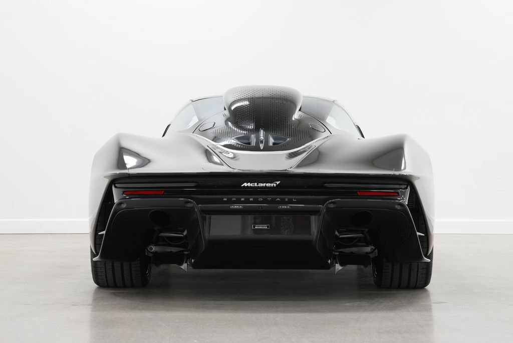 Used 2020 McLaren Speedtail RWD image 11