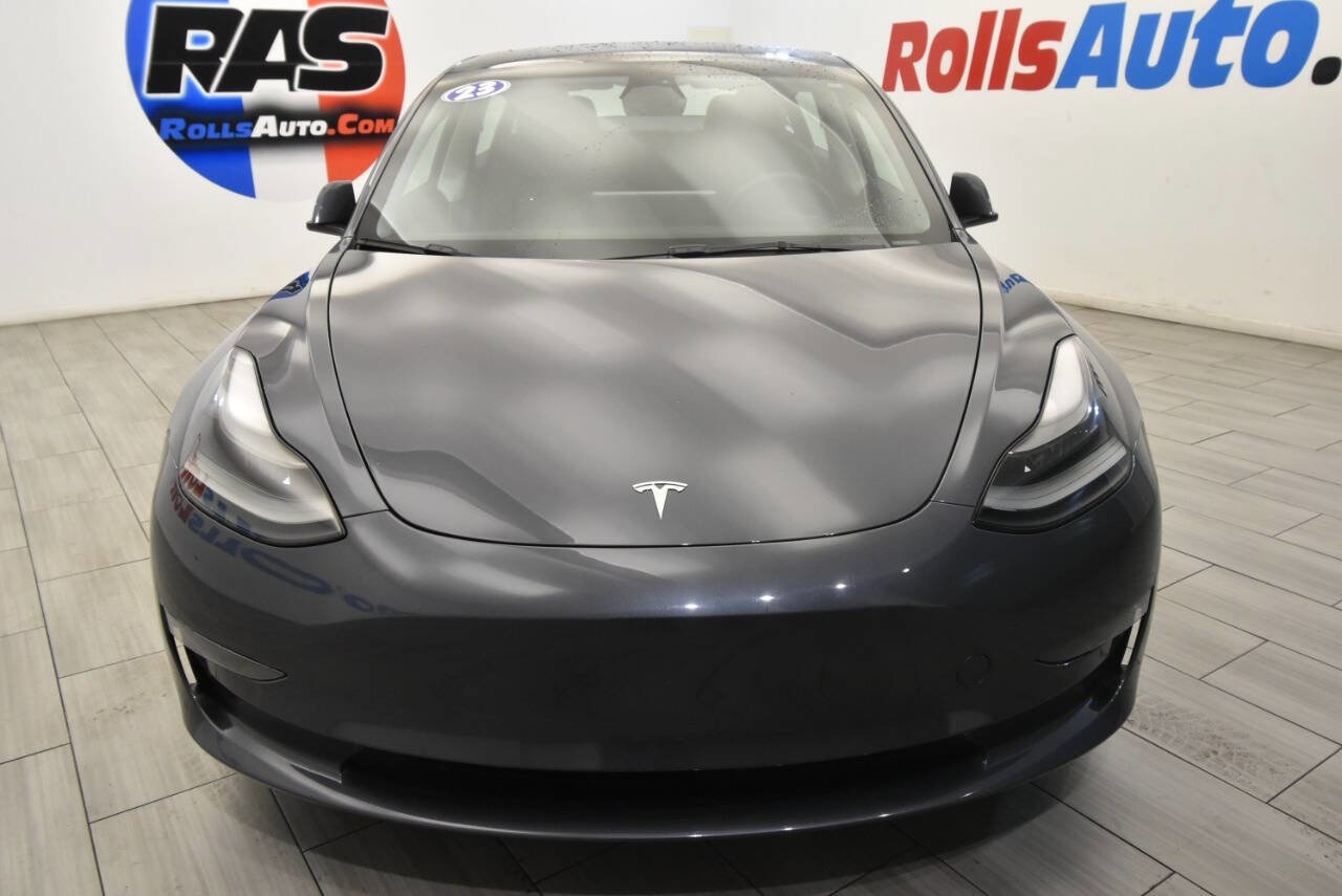 Used 2023 Tesla Model 3 Standard Range image 8