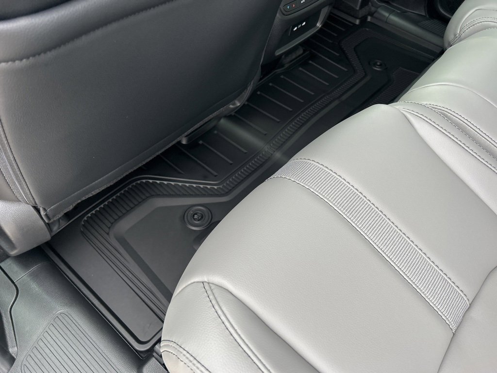 New 2025 Honda Pilot Touring image 21