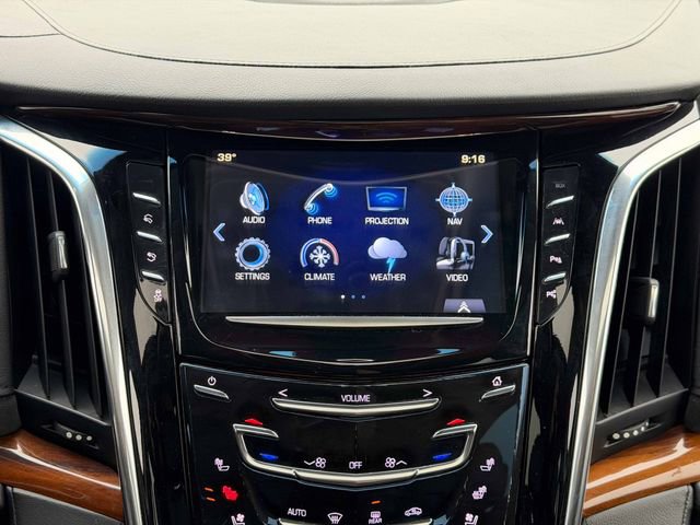 Used 2017 Cadillac Escalade ESV Premium Luxury AWD/4WD image 26