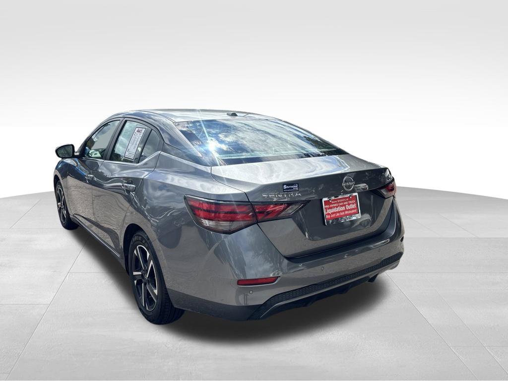 Used 2024 Nissan Sentra SV FWD image 5