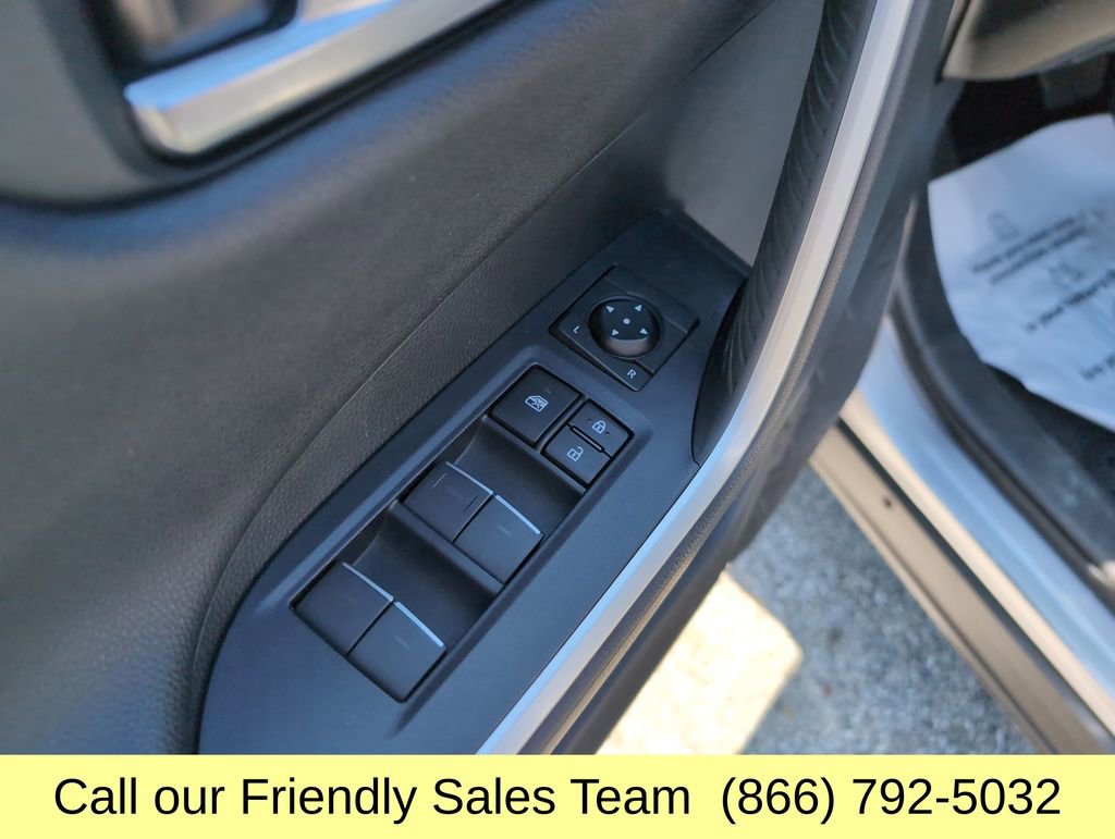 Used 2023 Toyota RAV4 XSE AWD/4WD image 14