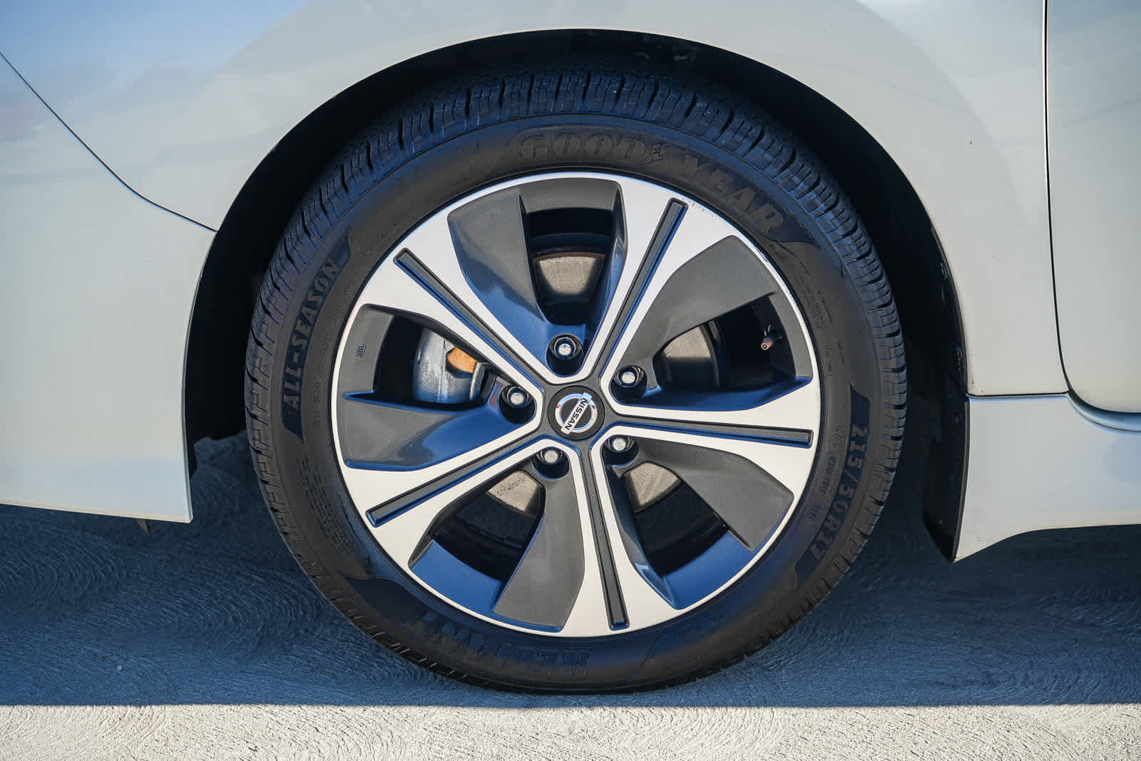 Used 2021 Nissan Leaf SL Plus FWD image 11