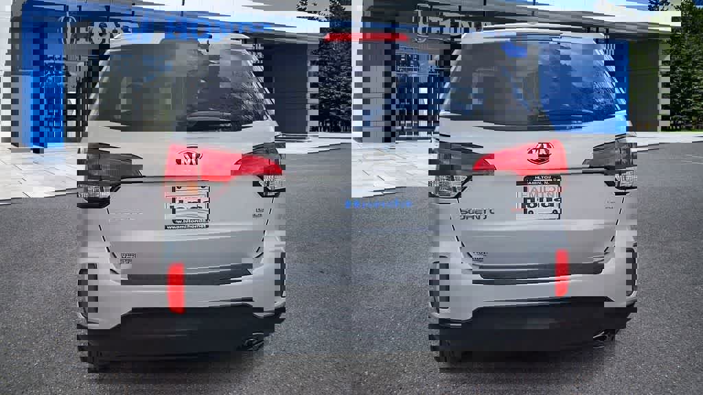 Used 2014 Kia Sorento LX image 7