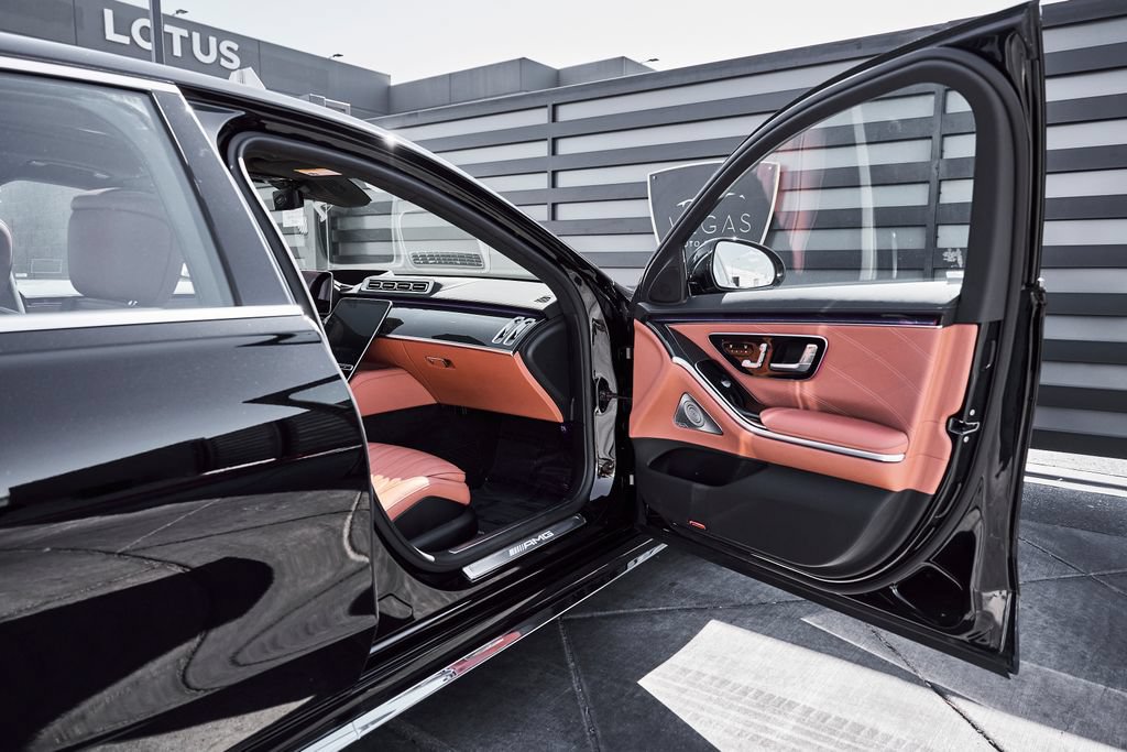 Used 2024 Mercedes-Benz S 63 AMG S image 23