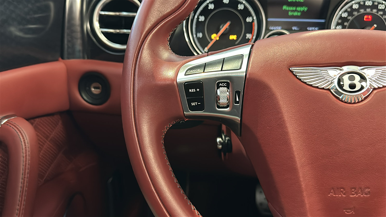 Used 2018 Bentley Flying Spur S W12 AWD/4WD image 21
