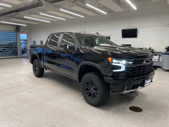 New 2026 Chevrolet Silverado 1500 ZR2 w/ Dark Appearance Package image 3