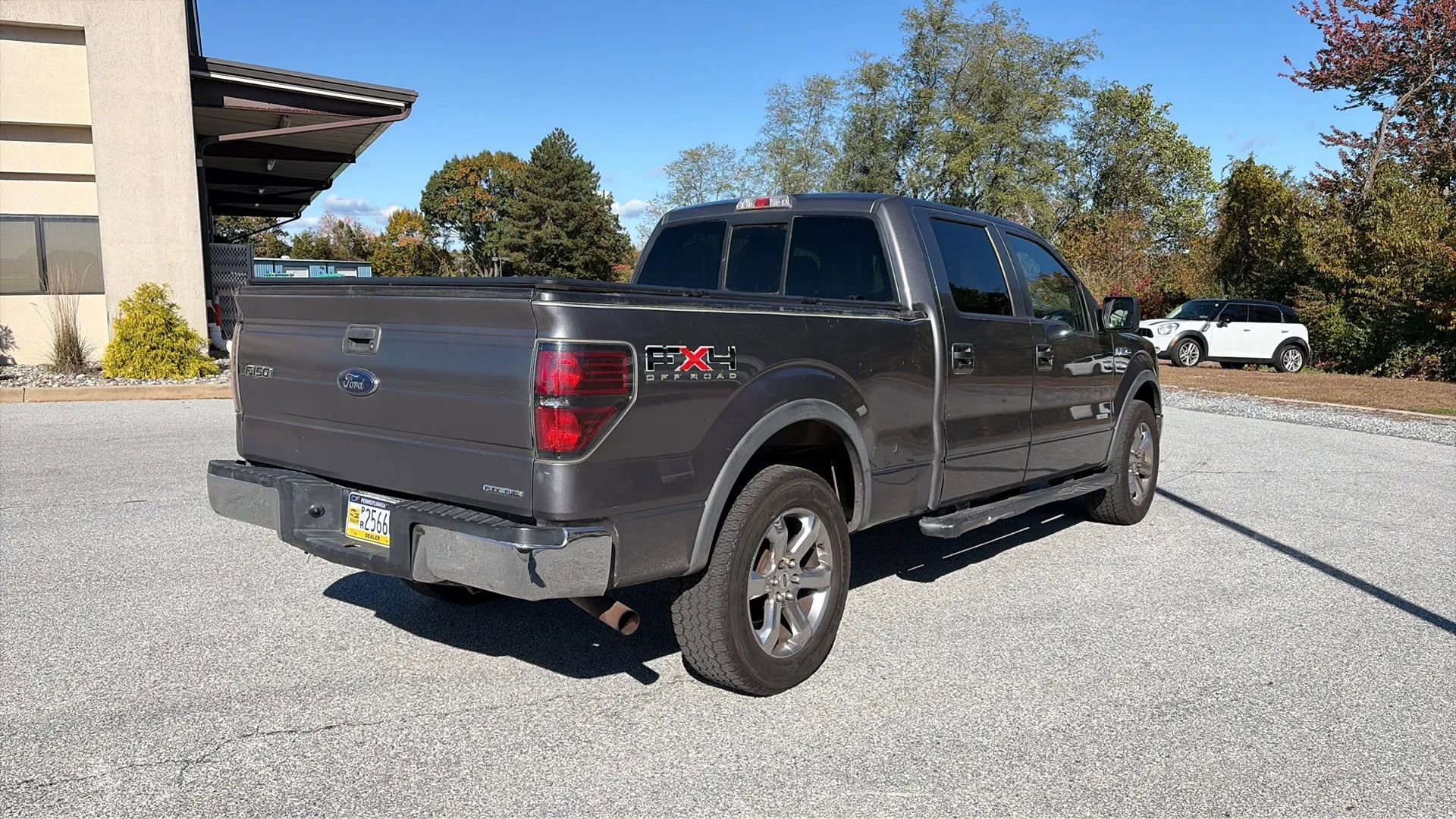 Used 2011 Ford F150 FX4 w/ FX Luxury Pkg image 10