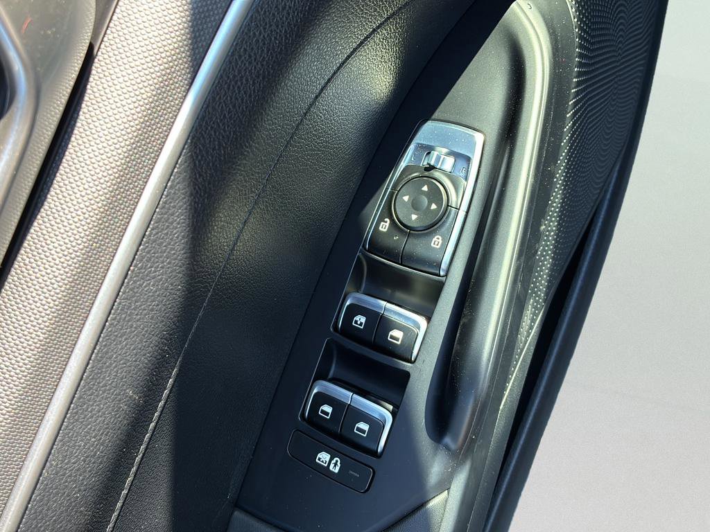 New 2026 Kia K5 LXS FWD image 18