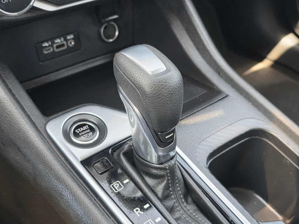 Used 2022 Nissan Sentra SV FWD image 30
