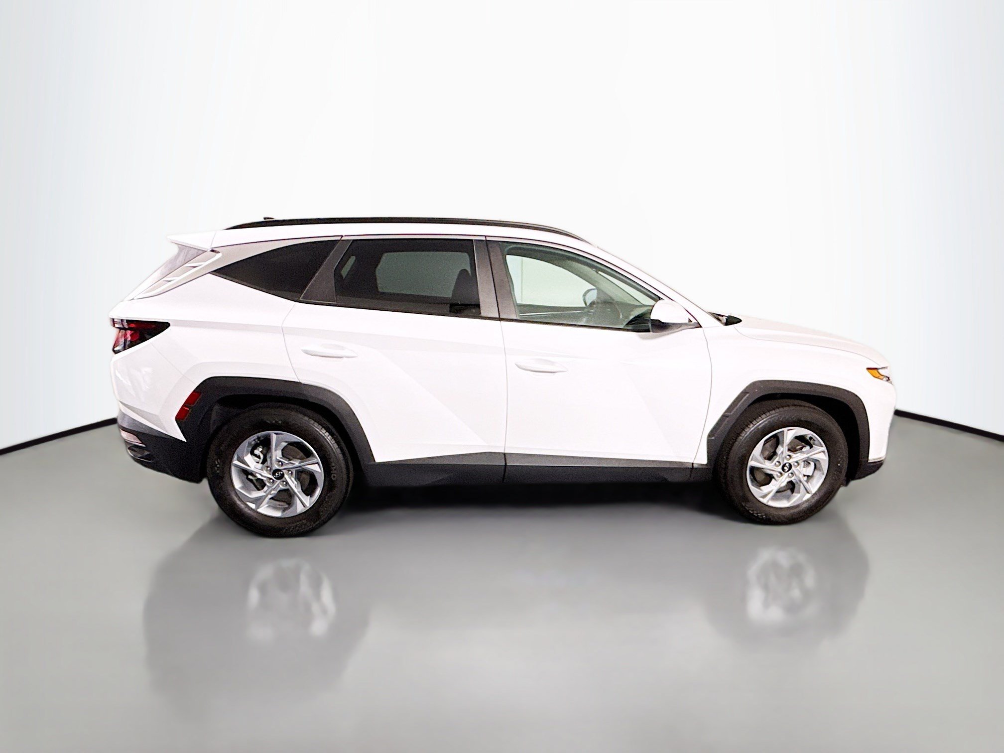 Used 2024 Hyundai Tucson SEL FWD image 11