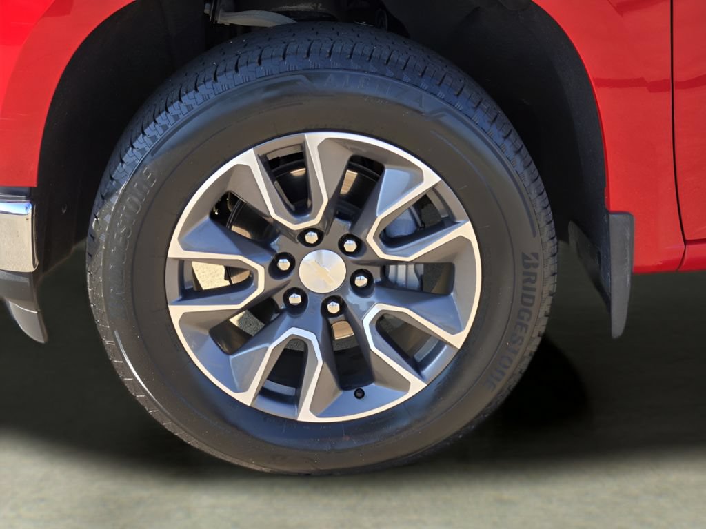 Used 2022 Chevrolet Silverado 1500 LT AWD/4WD image 11