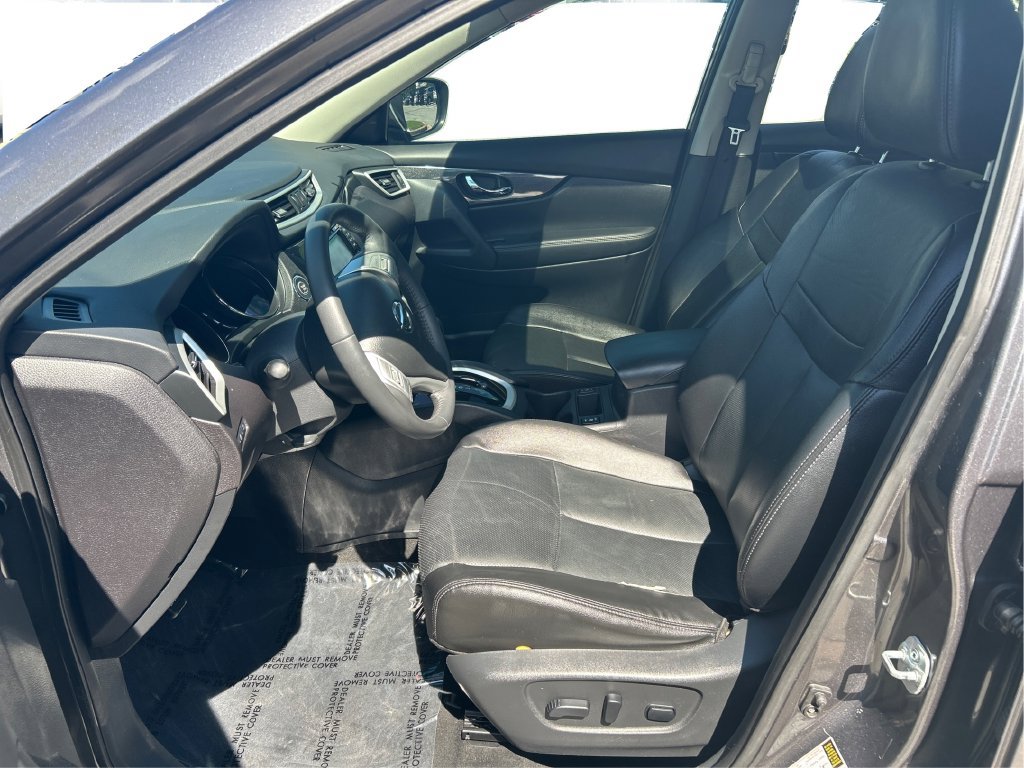Used 2016 Nissan Rogue SL w/ SL Premium Package FWD image 10