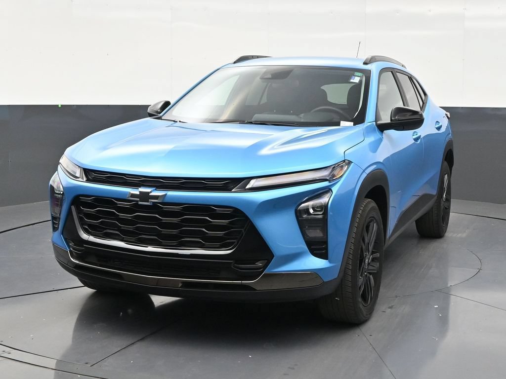 Used 2025 Chevrolet Trax ACTIV FWD image 8