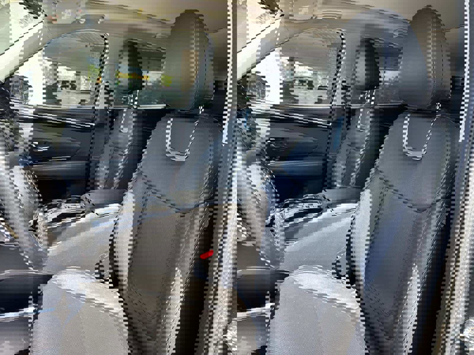 Used 2023 Hyundai Tucson Limited image 32