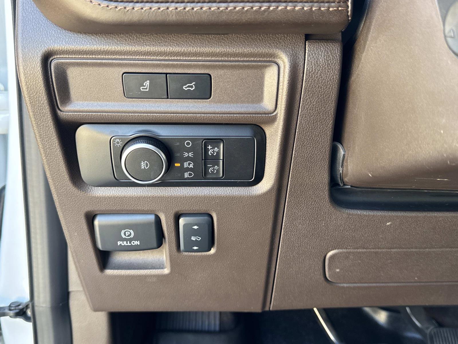 Used 2024 Ford Expedition King Ranch AWD/4WD image 27