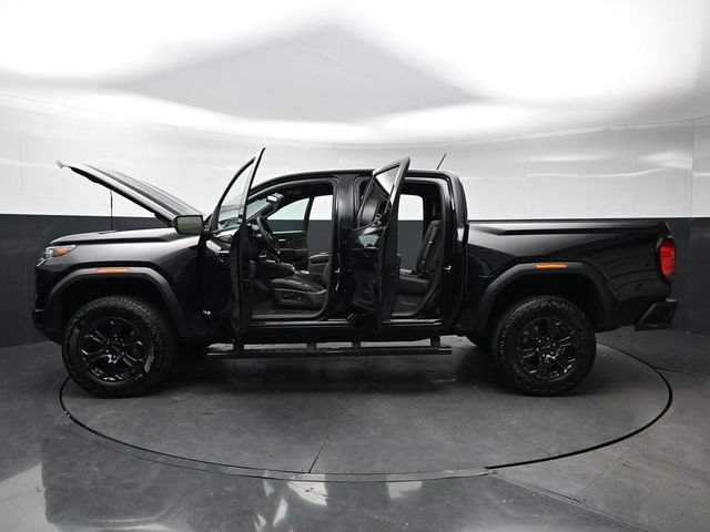 Used 2024 GMC Canyon Elevation w/ Elevation Premium Package RWD image 34