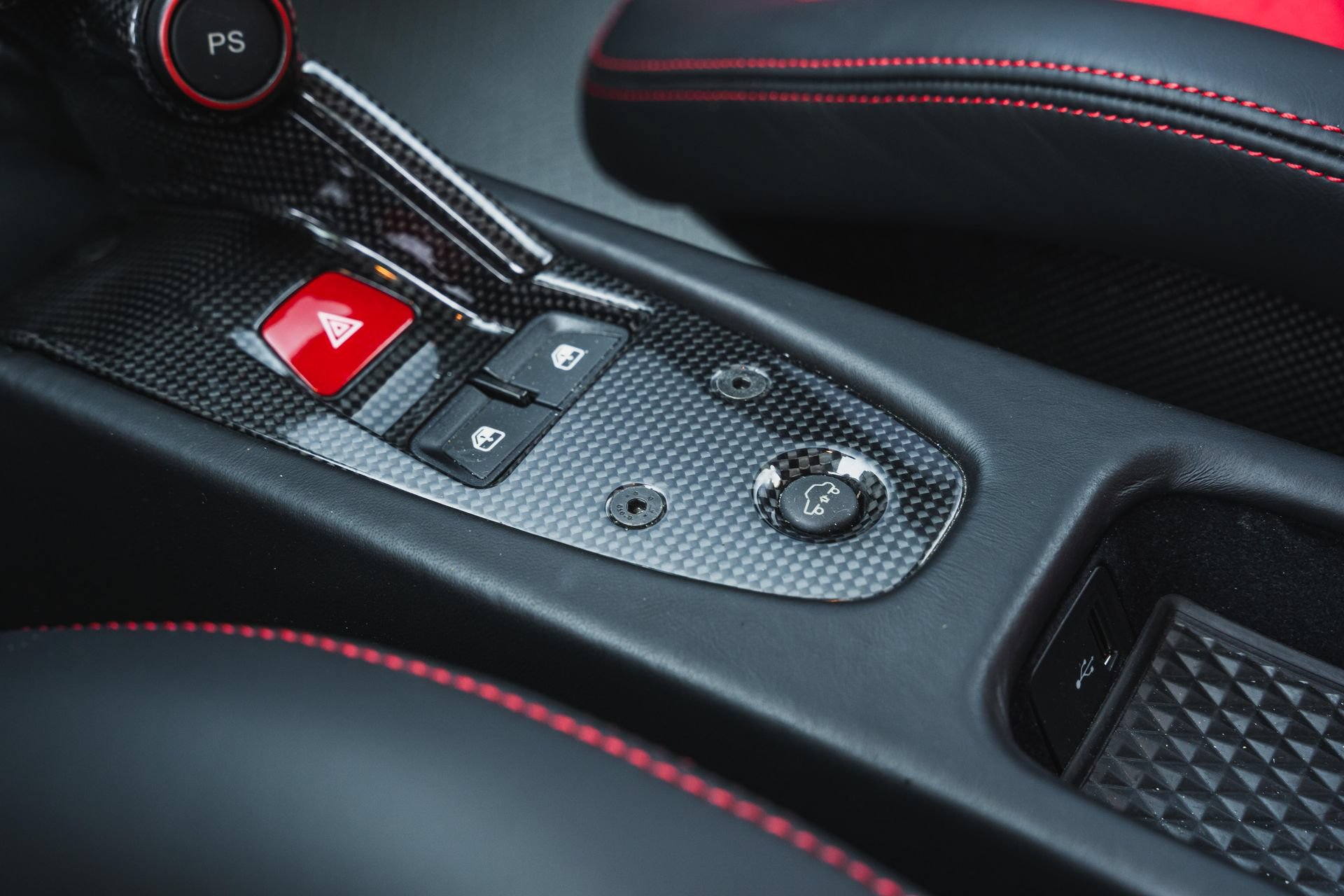 Used 2015 Ferrari 458 Speciale Coupe RWD image 54