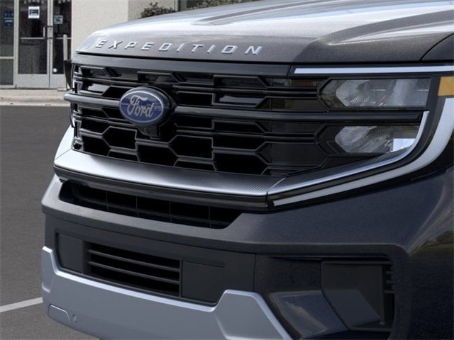 New 2025 Ford Expedition Max Platinum image 17