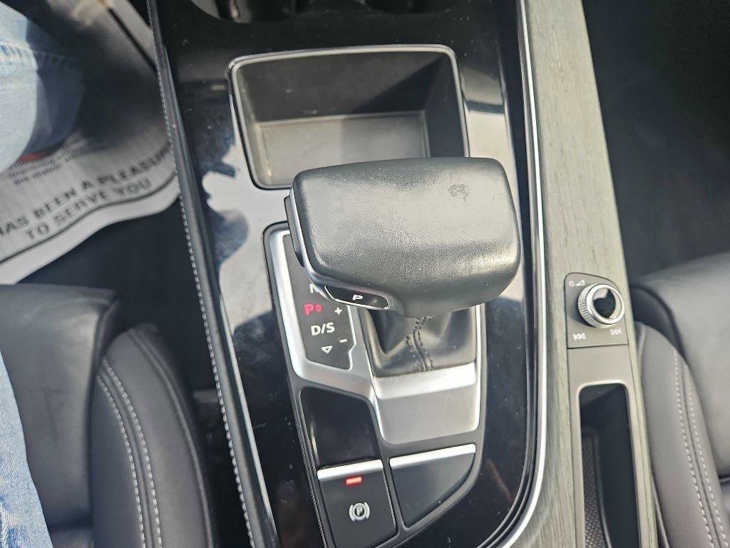 Used 2021 Audi A4 2.0T Premium Plus w/ Premium Plus Package image 24