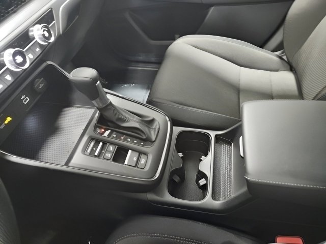 Certified 2025 Honda CR-V LX image 30