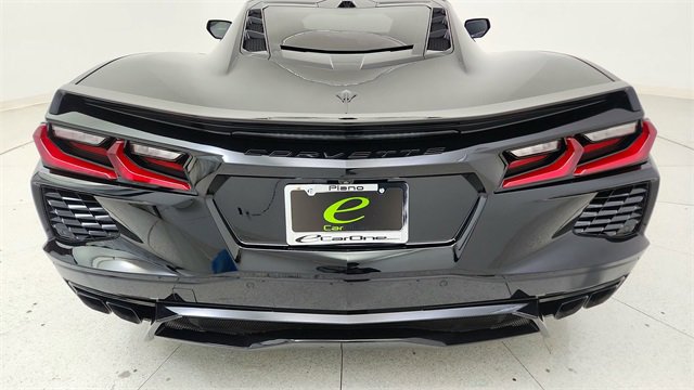 Used 2024 Chevrolet Corvette Stingray w/ Stealth Interior Trim Package image 11