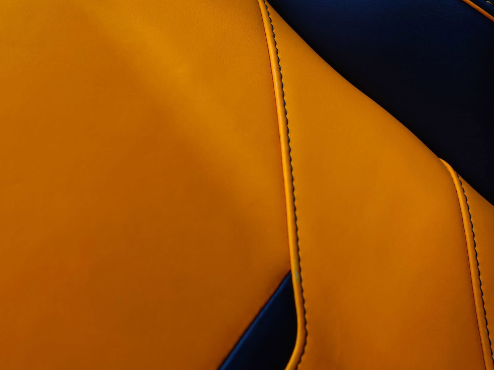 Used 2020 Lamborghini Huracan EVO image 52