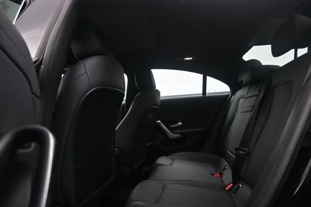 Used 2025 Mercedes-Benz CLA 250 image 11