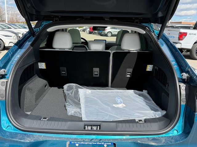 New 2026 Ford Mustang Mach-E Premium image 5