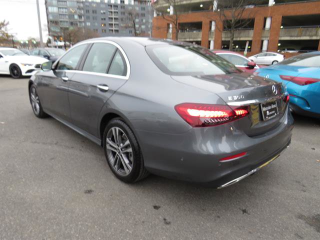Used 2022 Mercedes-Benz E 350 4MATIC Sedan image 2