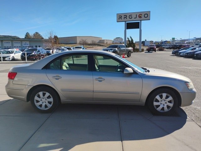 Used 2009 Hyundai Sonata GLS w/ Popular Equipment Pkg 2 image 4