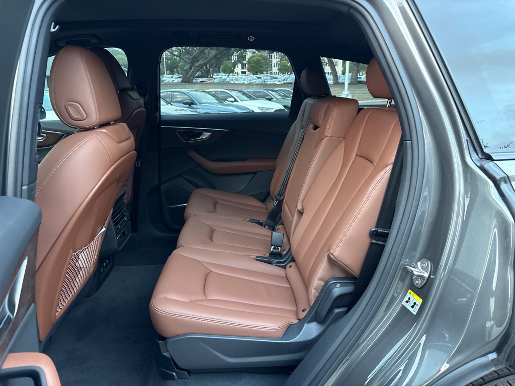 New 2026 Audi Q7 2.0T Premium AWD/4WD image 14