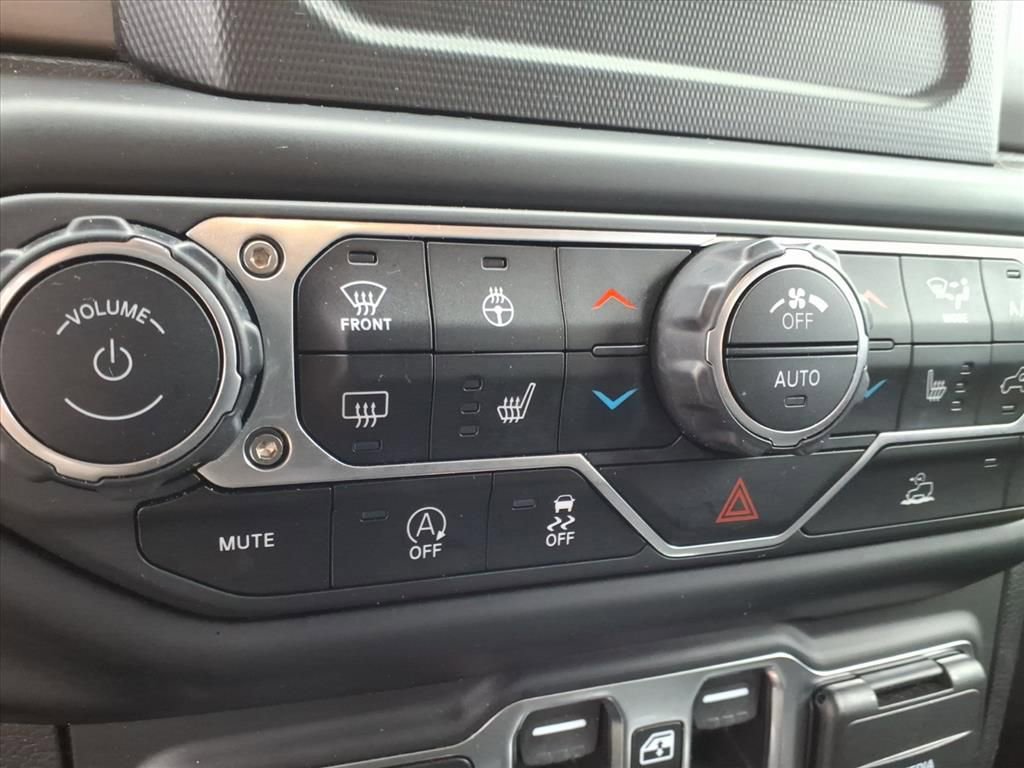 Used 2022 Jeep Wrangler Unlimited Sport image 13