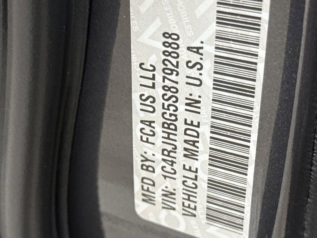 New 2025 Jeep Grand Cherokee Limited image 27