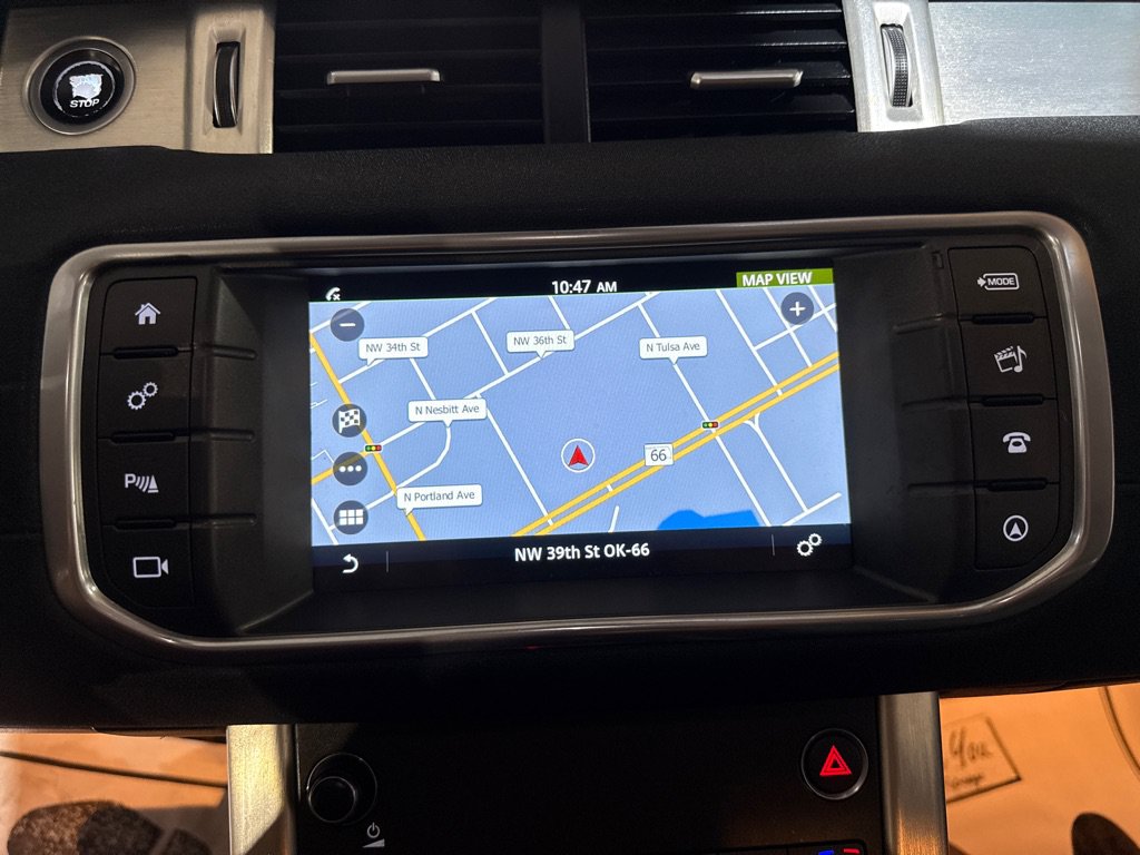 Used 2017 Land Rover Range Rover Evoque SE AWD/4WD image 17